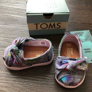 TOMS Baby Butterfly Shoes - Size T2